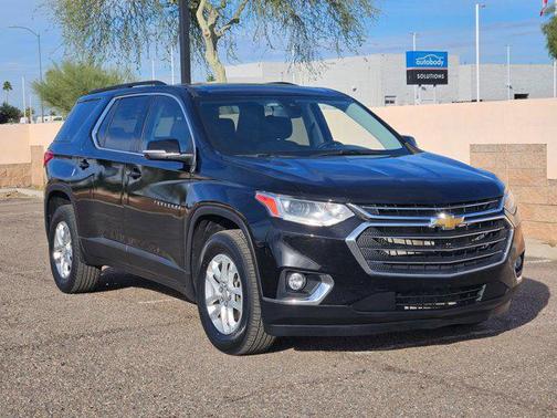 2021 Chevrolet Traverse LT Cloth