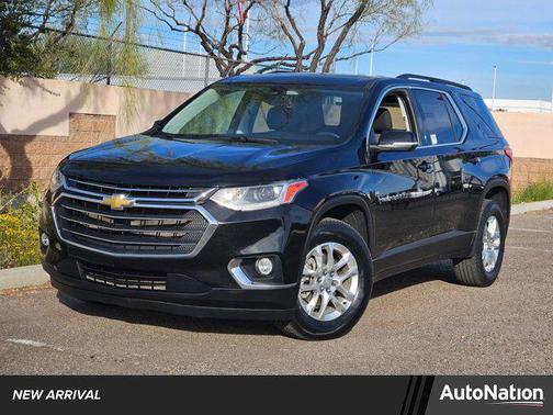 2021 Chevrolet Traverse LT Cloth