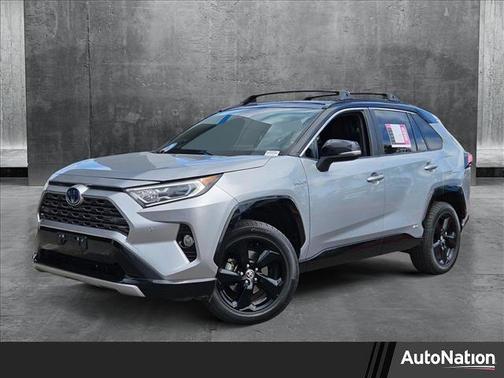 2020 Toyota RAV4 Hybrid SE