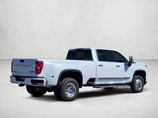 2026 Chevrolet Silverado 3500 High Country