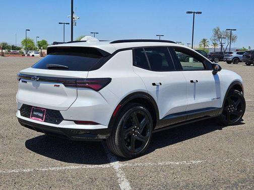 2025 Chevrolet Equinox EV RS