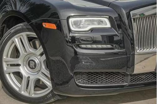 2016 Rolls-Royce Ghost Base