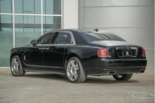 2016 Rolls-Royce Ghost Base