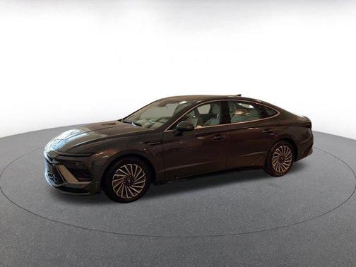 2024 Hyundai SONATA Hybrid SE