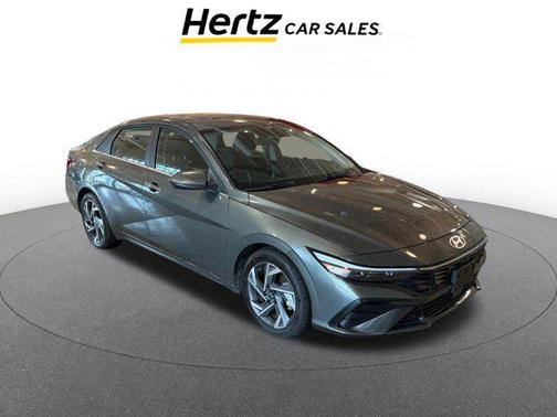 2025 Hyundai ELANTRA SEL