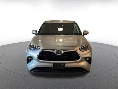 2025 Toyota Highlander LE