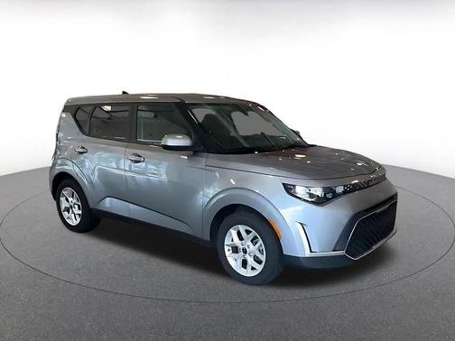 Steel Gray 2025 Kia Soul LX