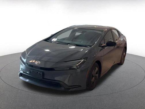 2025 Toyota Prius LE
