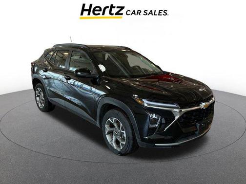 Mosaic Black Metallic 2025 Chevrolet Trax LT