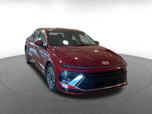 2024 Hyundai SONATA Hybrid SE