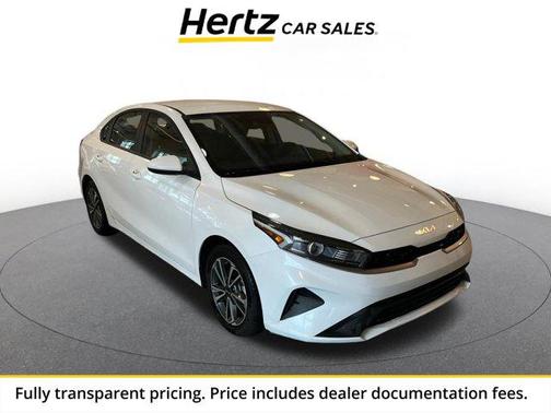 Snow White Pearl 2024 Kia Forte LXS