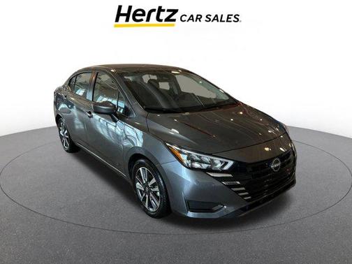 Gun Metallic 2025 Nissan Versa 1.6 SV