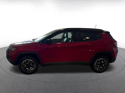 Red Hot Pearlcoat 2025 Jeep Compass Trailhawk