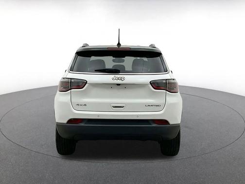 Bright White Clearcoat 2025 Jeep Compass Limited
