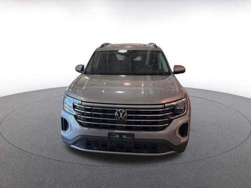 2025 Volkswagen Atlas 2.0T SE w/Technology 4MOTION