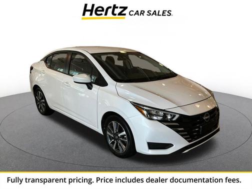 Aspen White Tricoat 2025 Nissan Versa 1.6 SV