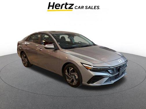 2025 Hyundai ELANTRA SEL