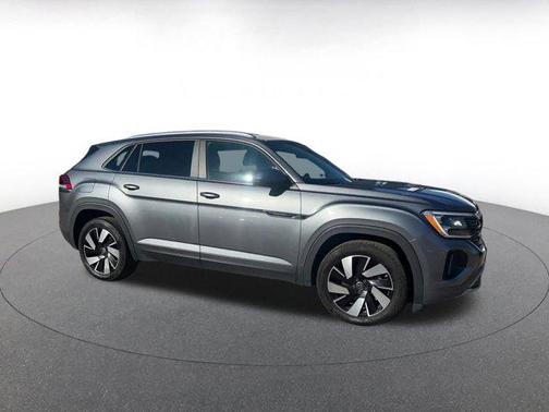 2025 Volkswagen Atlas Cross Sport 2.0T SE w/Technology 4MOTION