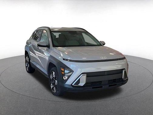 Cyber Gray Metallic 2025 Hyundai KONA SEL