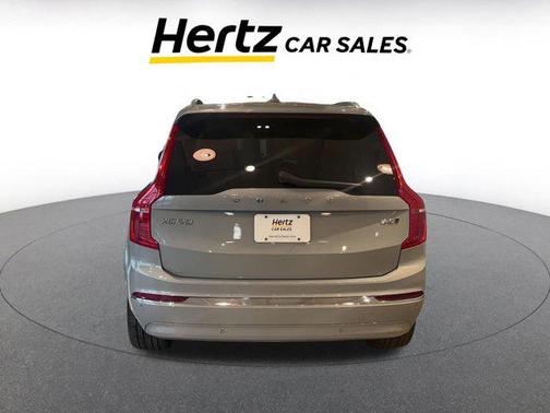 2024 Volvo XC90 B5 Plus Bright Theme