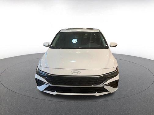 2025 Hyundai ELANTRA HEV Limited