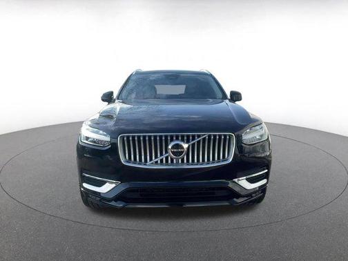 2024 Volvo XC90 B6 Plus Bright Theme 7-Seater