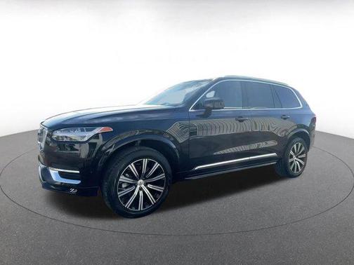 2024 Volvo XC90 B6 Plus Bright Theme 7-Seater