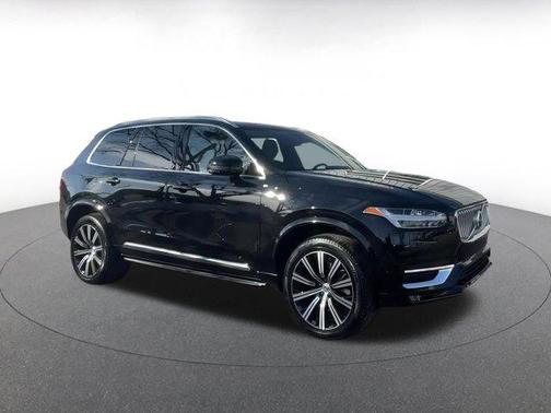 2024 Volvo XC90 B6 Plus Bright Theme 7-Seater