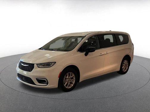 2025 Chrysler Pacifica L