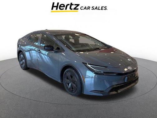 2025 Toyota Prius LE