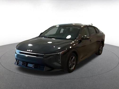 Interstellar Gray 2025 Kia K4 LXS
