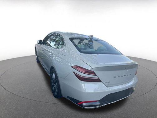 2024 Genesis G70 2.5T RWD
