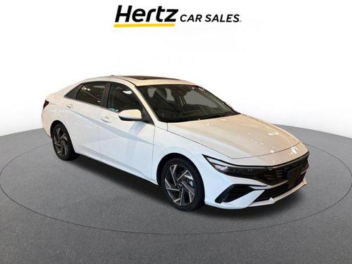 2025 Hyundai ELANTRA SEL