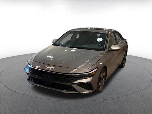 2025 Hyundai ELANTRA HEV Limited