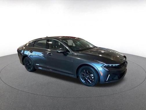 Interstellar Gray 2025 Kia K5 LXS