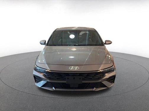 2025 Hyundai ELANTRA HEV Limited