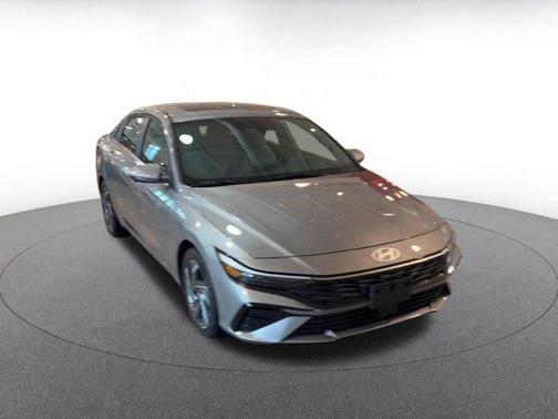 2025 Hyundai ELANTRA HEV Limited