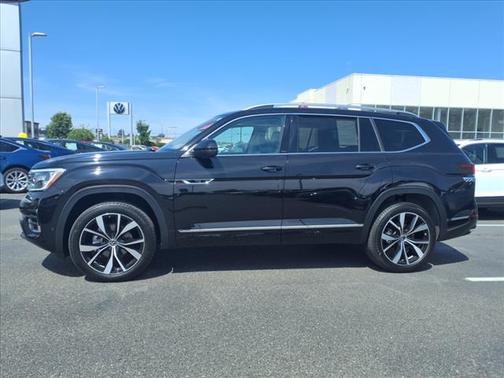 2024 Volkswagen Atlas 2.0T SEL Premium R-Line 4MOTION