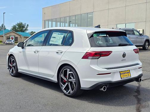 opal white pearl 2026 Volkswagen Golf GTI 2.0T SE DSG
