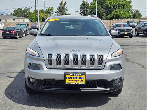 Billet Silver Metallic Clearcoat 2018 Jeep Cherokee Latitude Plus