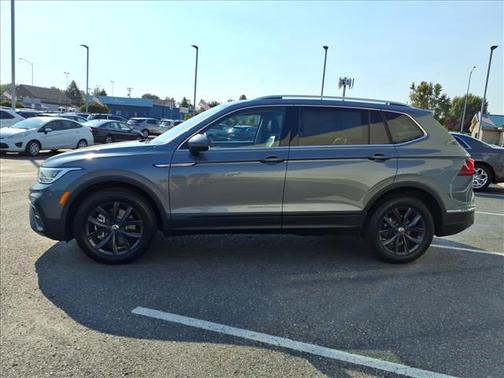 2024 Volkswagen Tiguan 2.0T SE 4MOTION
