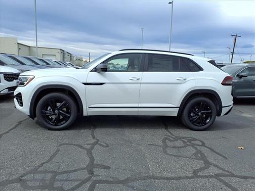 2025 Volkswagen Atlas Cross Sport 2.0T SEL