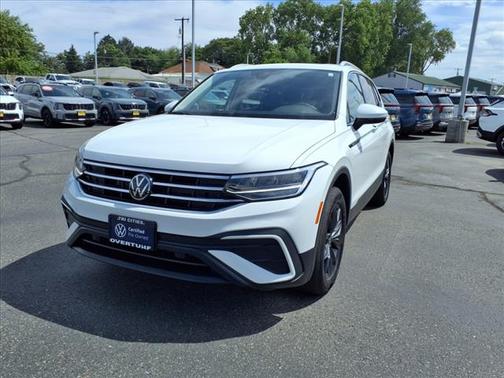 2024 Volkswagen Tiguan 2.0T SE 4MOTION