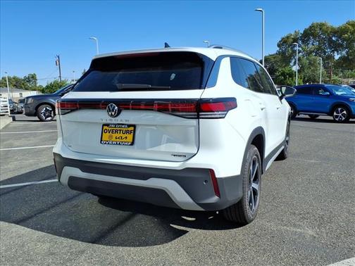 2025 Volkswagen Tiguan 2.0T SE 4MOTION