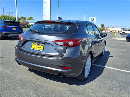 2017 Mazda Mazda3 Grand Touring