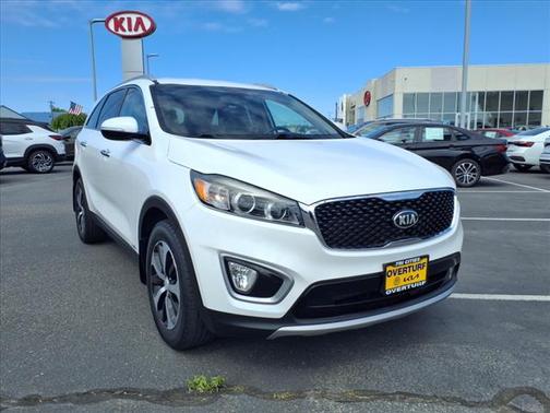 2016 Kia Sorento EX