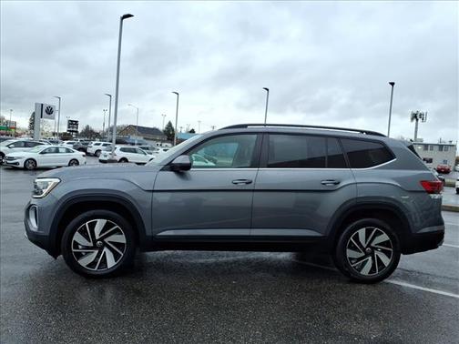 2025 Volkswagen Atlas 2.0T SE w/Technology 4MOTION