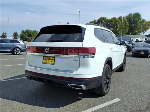 2025 Volkswagen Atlas 2.0T SE w/Technology 4MOTION