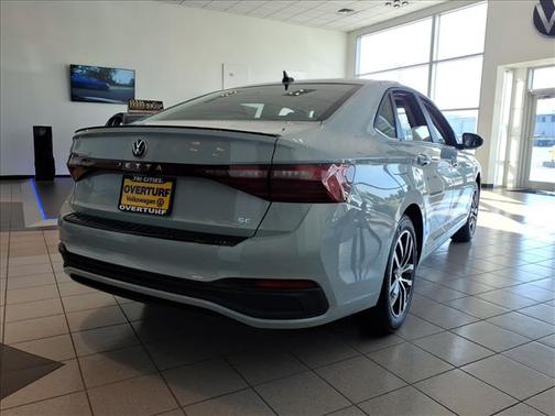 2025 Volkswagen Jetta 1.5T SE