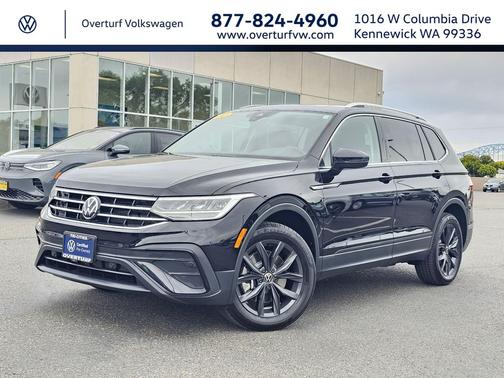 Deep Black 2024 Volkswagen Tiguan 2.0T SE 4MOTION